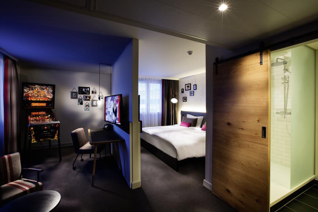 เพนตาโฮเต็ล เบอร์ลิน พอทส์ดัม Hotel เทลโทว์ ห้อง รูปภาพ