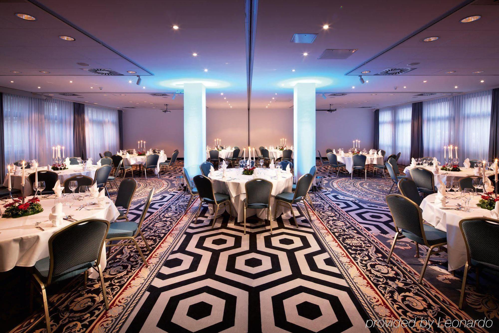 เพนตาโฮเต็ล เบอร์ลิน พอทส์ดัม Hotel เทลโทว์ ภายนอก รูปภาพ